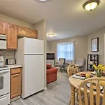 Centrally Located South Hill Apartment With Smart Tv