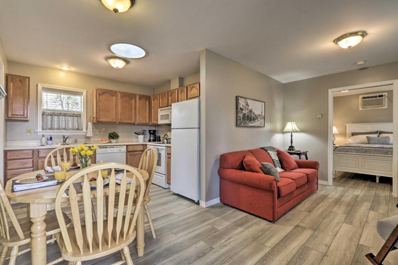 Centrally Located South Hill With Smart Tv *